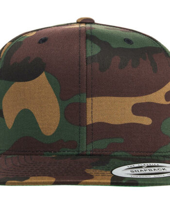 Classic Snapback in Camo