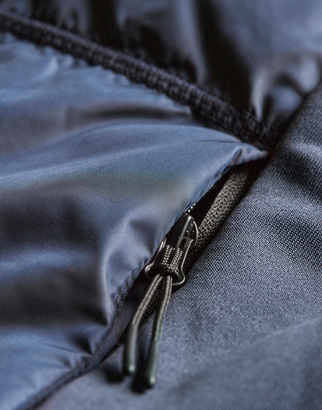 Womens Hybrid-Stretch Hooded Jacket - Image 3