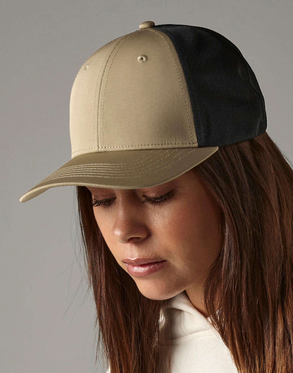 Technical Mesh Trucker - Image 4