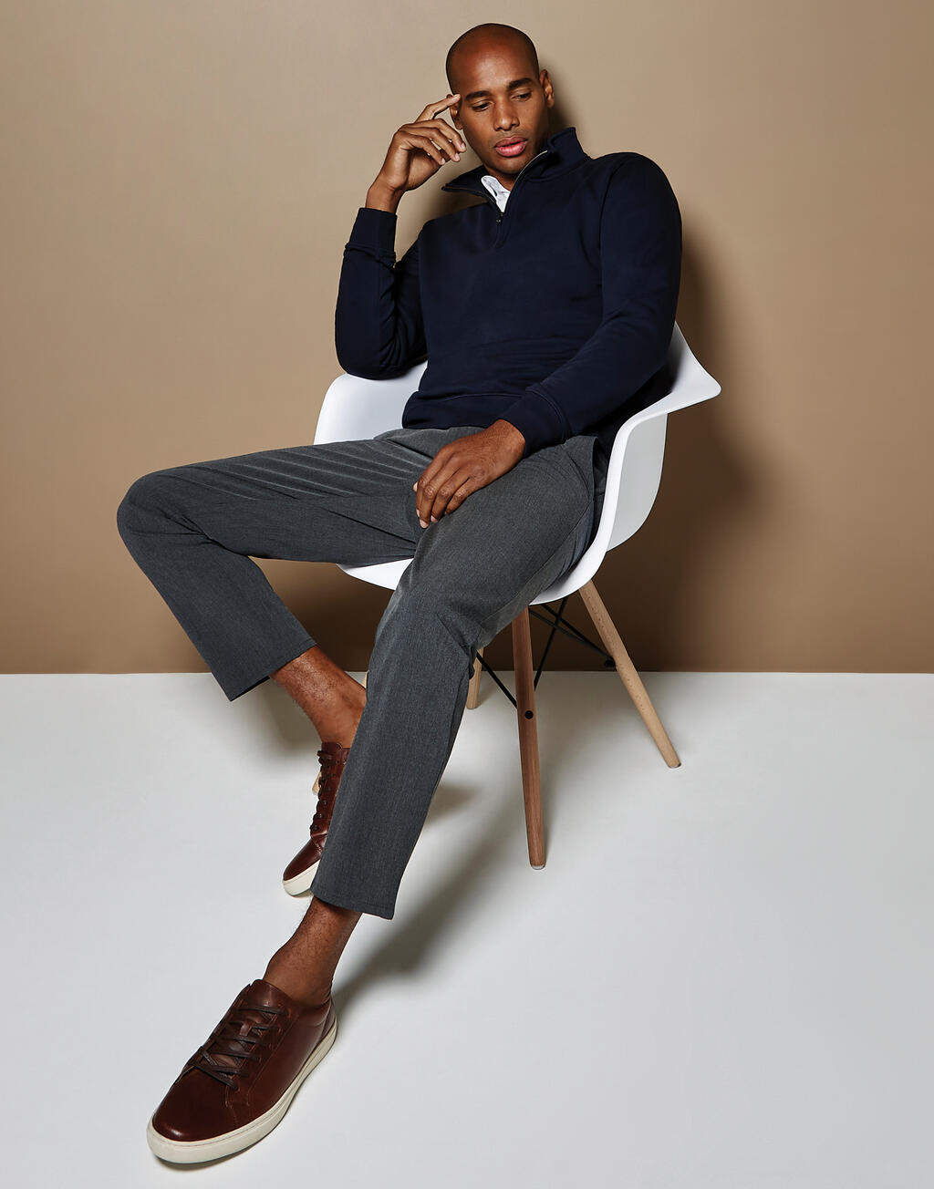 Regular Fit 1/4 Zip Sweatshirt - Image 2