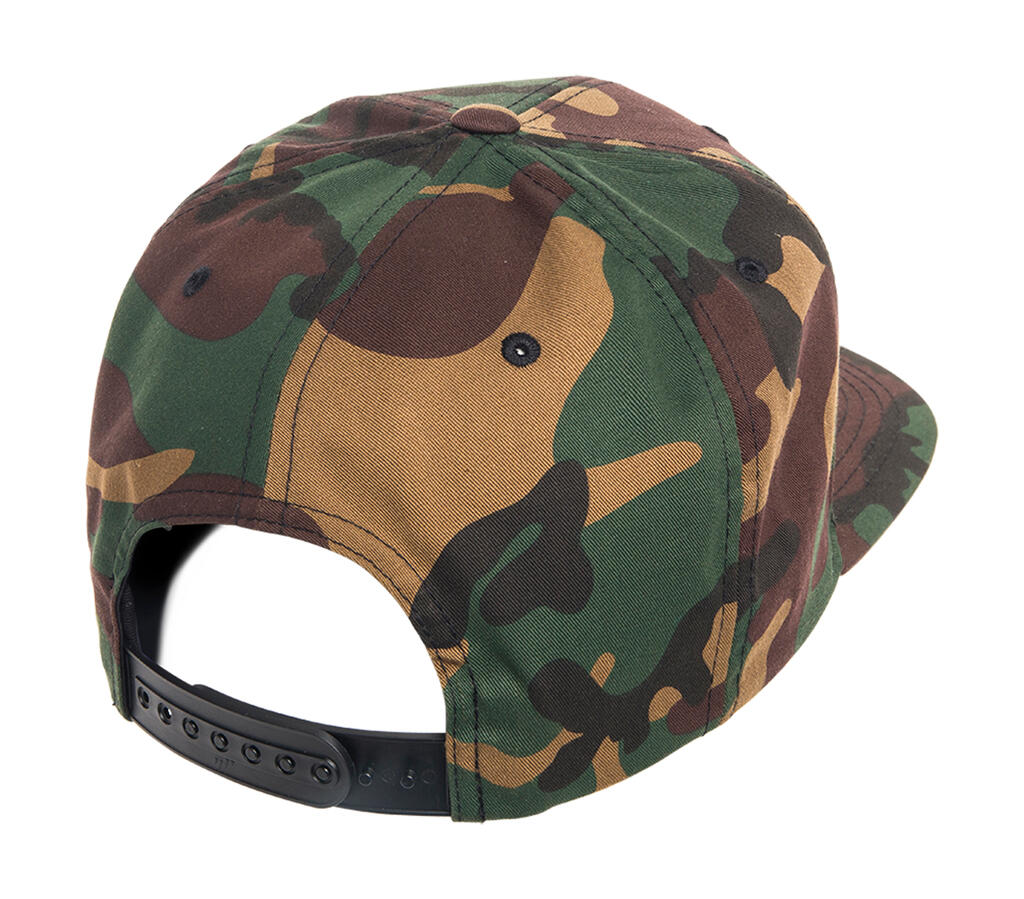 Classic Snapback in Camo - Image 4