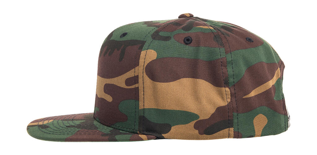 Classic Snapback in Camo - Image 5