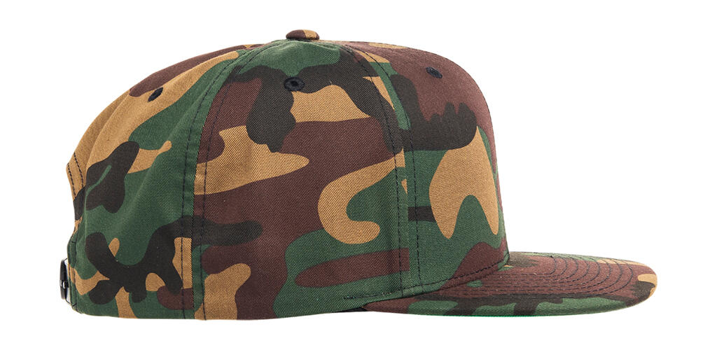 Classic Snapback in Camo - Image 6