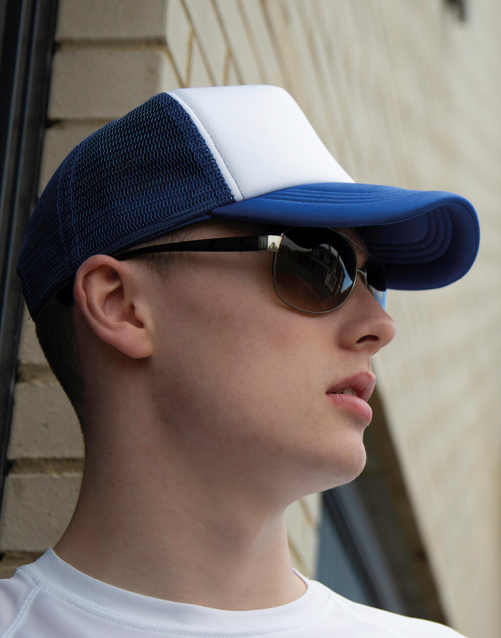 Detroit ½ Mesh Truckers Cap - Image 2