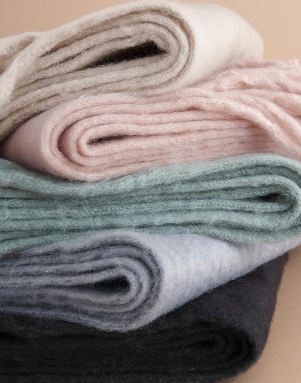 Fluffy Scarf - Image 5